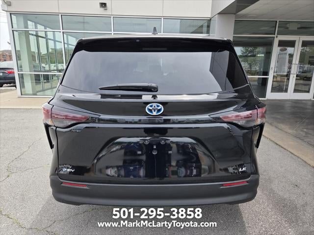 2025 Toyota SIENNA LE LE 8 Passenger