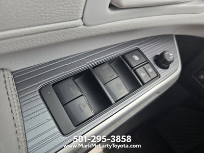 2026 Toyota Sienna LE 8 Passenger