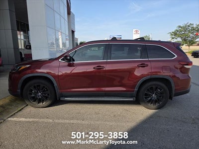 2019 Toyota Highlander SE