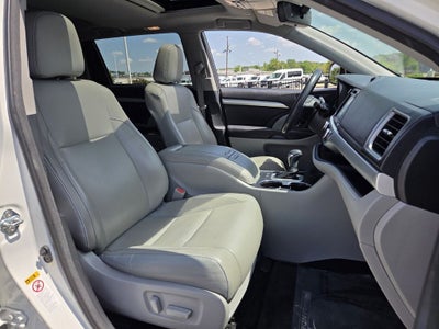 2018 Toyota HIGHLANDER XLE