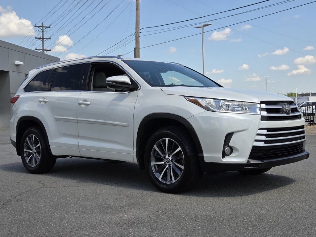2018 Toyota HIGHLANDER XLE