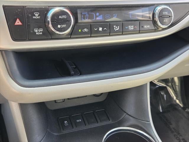 2018 Toyota HIGHLANDER XLE
