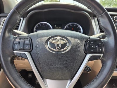 2018 Toyota HIGHLANDER XLE