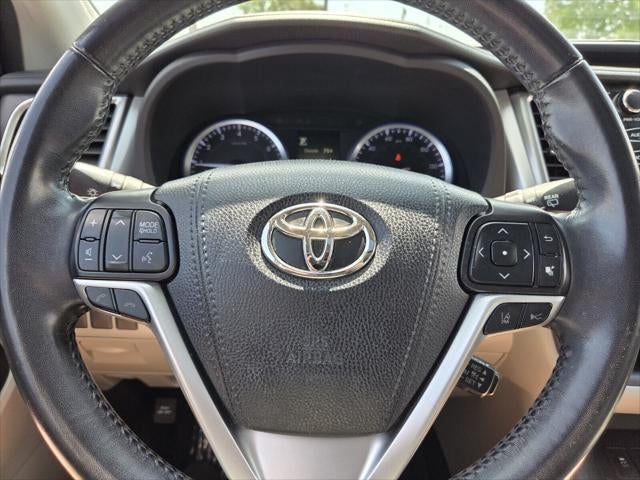 2018 Toyota HIGHLANDER XLE