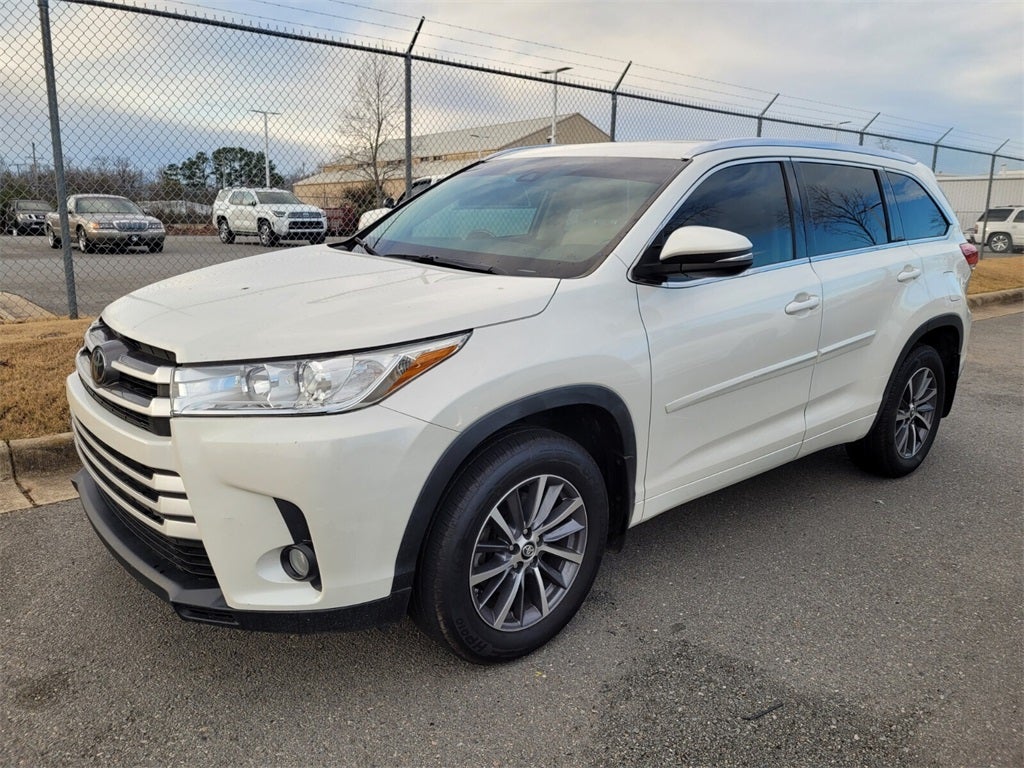 2018 Toyota HIGHLANDER XLE