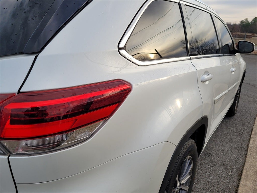 2018 Toyota HIGHLANDER XLE
