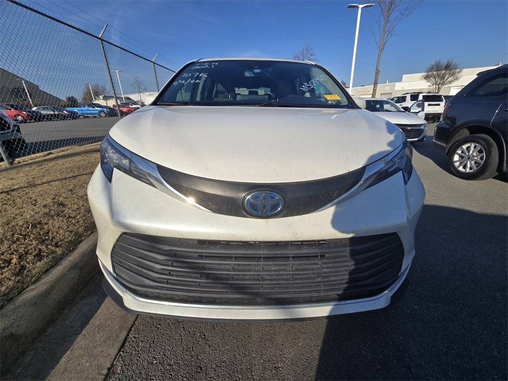 2021 Toyota SIENNA XLE XLE