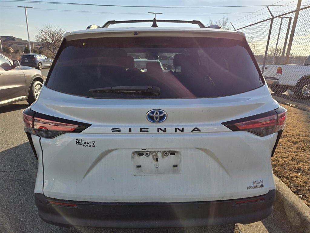 2021 Toyota SIENNA XLE XLE