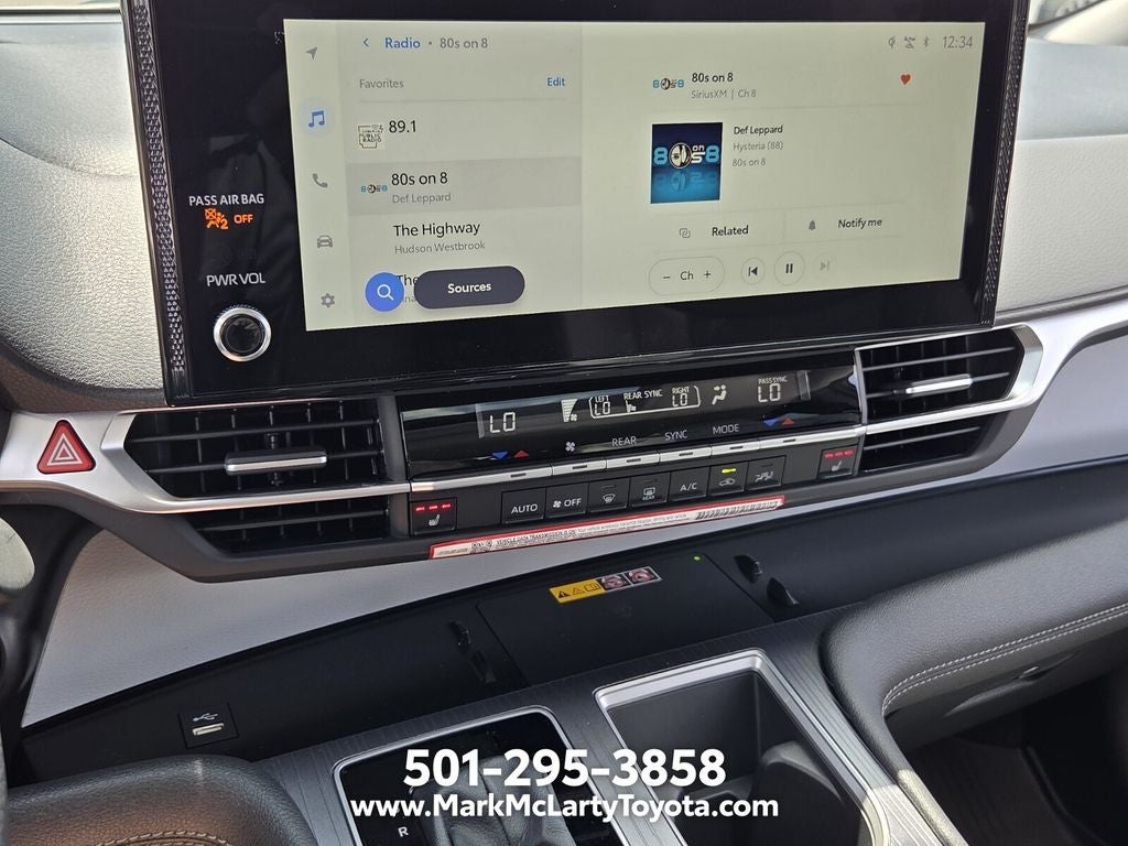 2026 Toyota Sienna XLE 8 Passenger