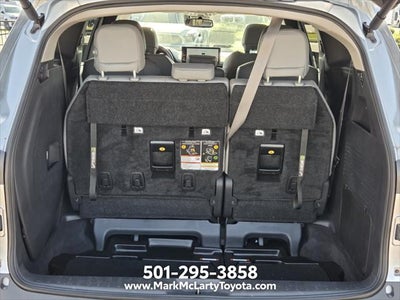 2025 Toyota Sienna XLE 8 Passenger