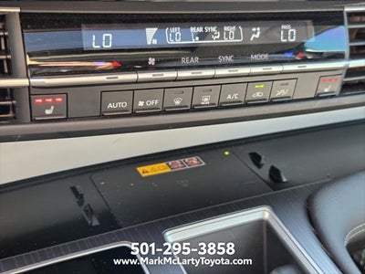 2025 Toyota Sienna XLE 8 Passenger