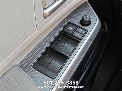 2025 Toyota Sienna XLE 8 Passenger