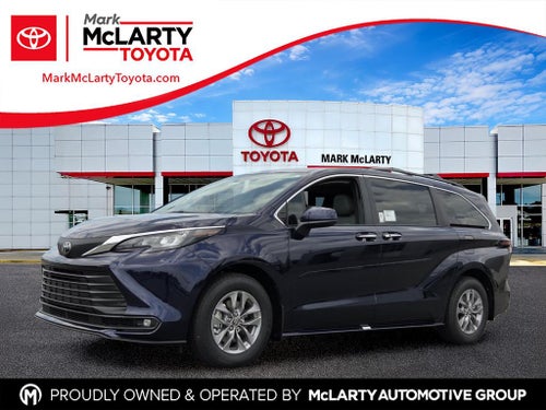 2026 Toyota Sienna XLE 8 Passenger