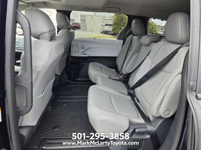 2026 Toyota Sienna XLE 8 Passenger