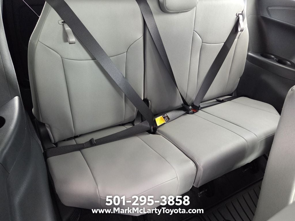 2026 Toyota Sienna XLE 8 Passenger