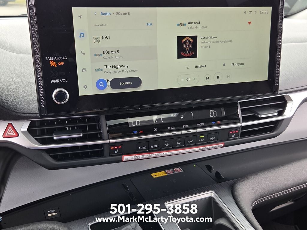 2026 Toyota Sienna XLE 8 Passenger