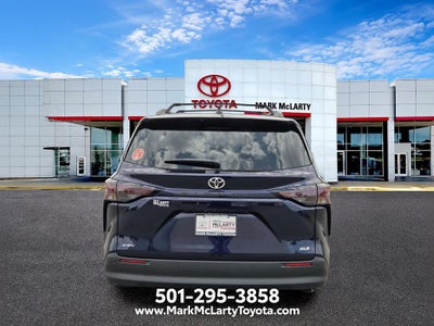 2026 Toyota Sienna XLE 8 Passenger
