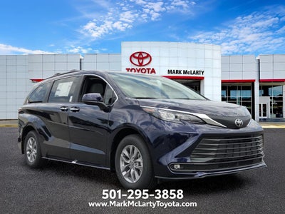 2026 Toyota Sienna XLE 8 Passenger