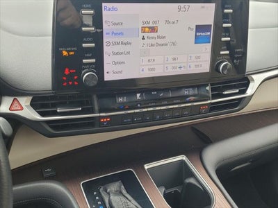 2021 Toyota SIENNA XLE AWD XLE 7 Passenger