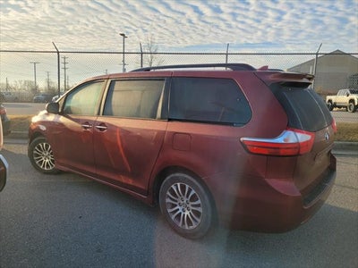2019 Toyota SIENNA XLE 3.5L L 7 Passenger