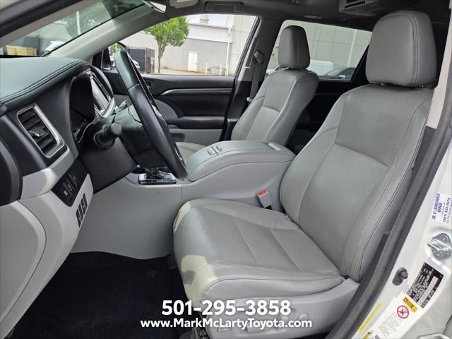 2017 Toyota Highlander Limited