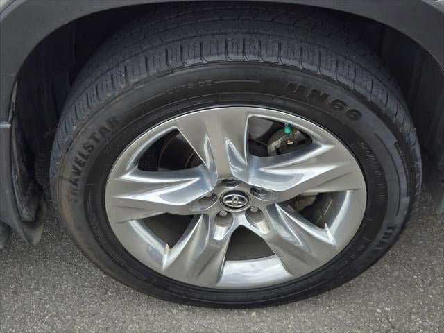2018 Toyota HIGHLANDER Limited Platinum
