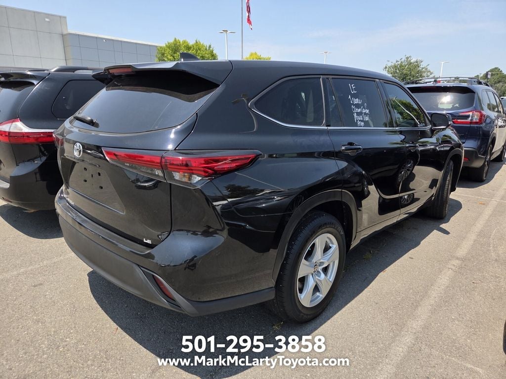 2022 Toyota Highlander LE