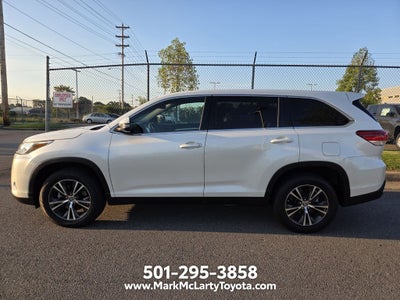 2019 Toyota Highlander LE