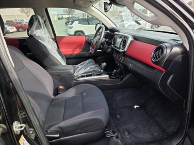 2018 Toyota TACOMA SR5 SR5 V6