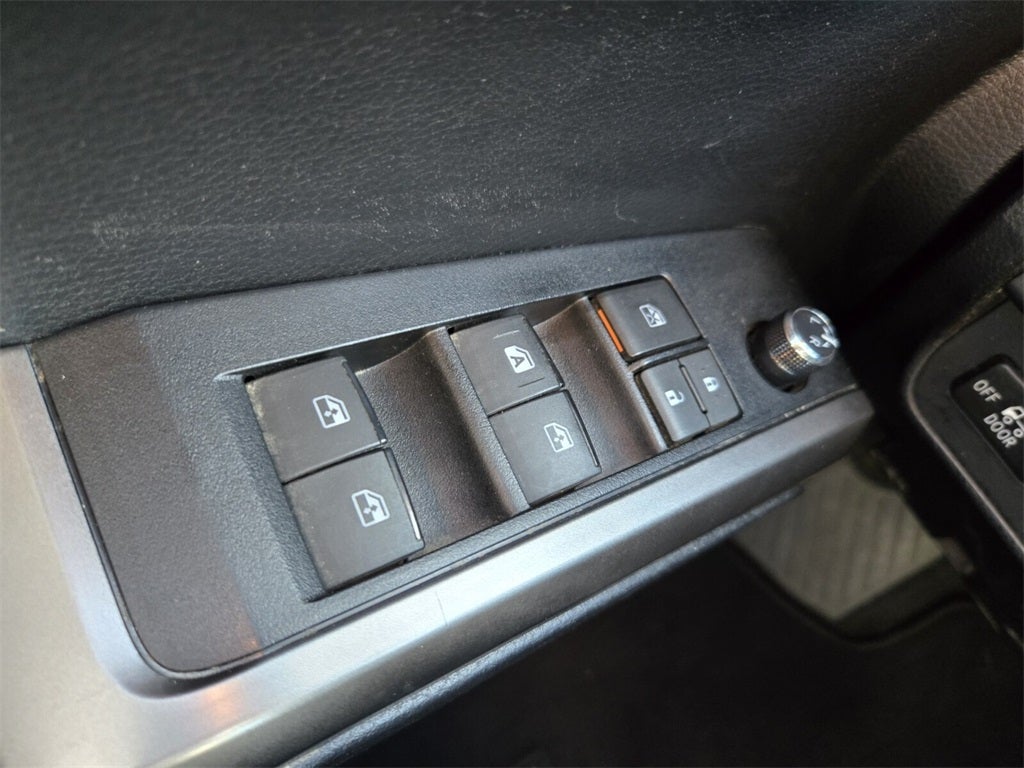 2017 Toyota TACOMA SR5 SR5