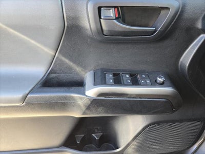 2017 Toyota TACOMA SR5 SR5