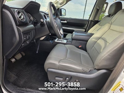 2017 Toyota TUNDRA 4X4 SR5