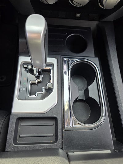 2014 Toyota TUNDRA 4X2 SR5 CrewMax