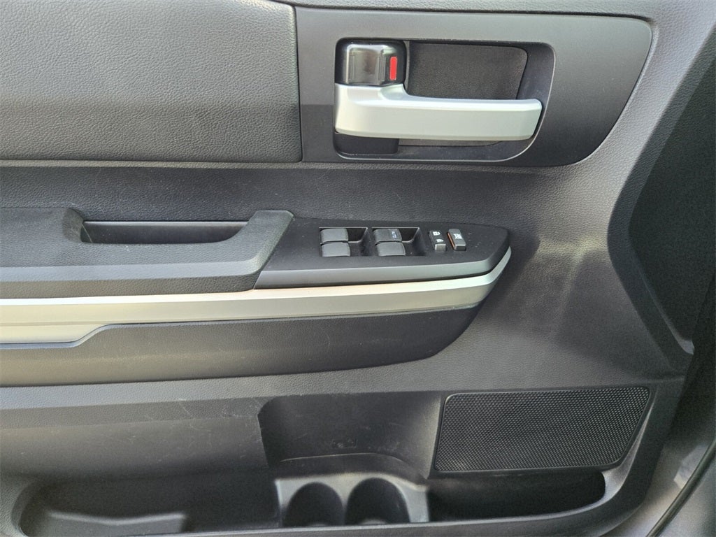 2014 Toyota TUNDRA 4X2 SR5 CrewMax