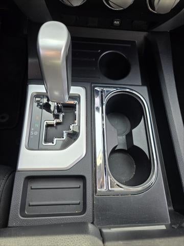 2014 Toyota TUNDRA 4X2 SR5 CrewMax