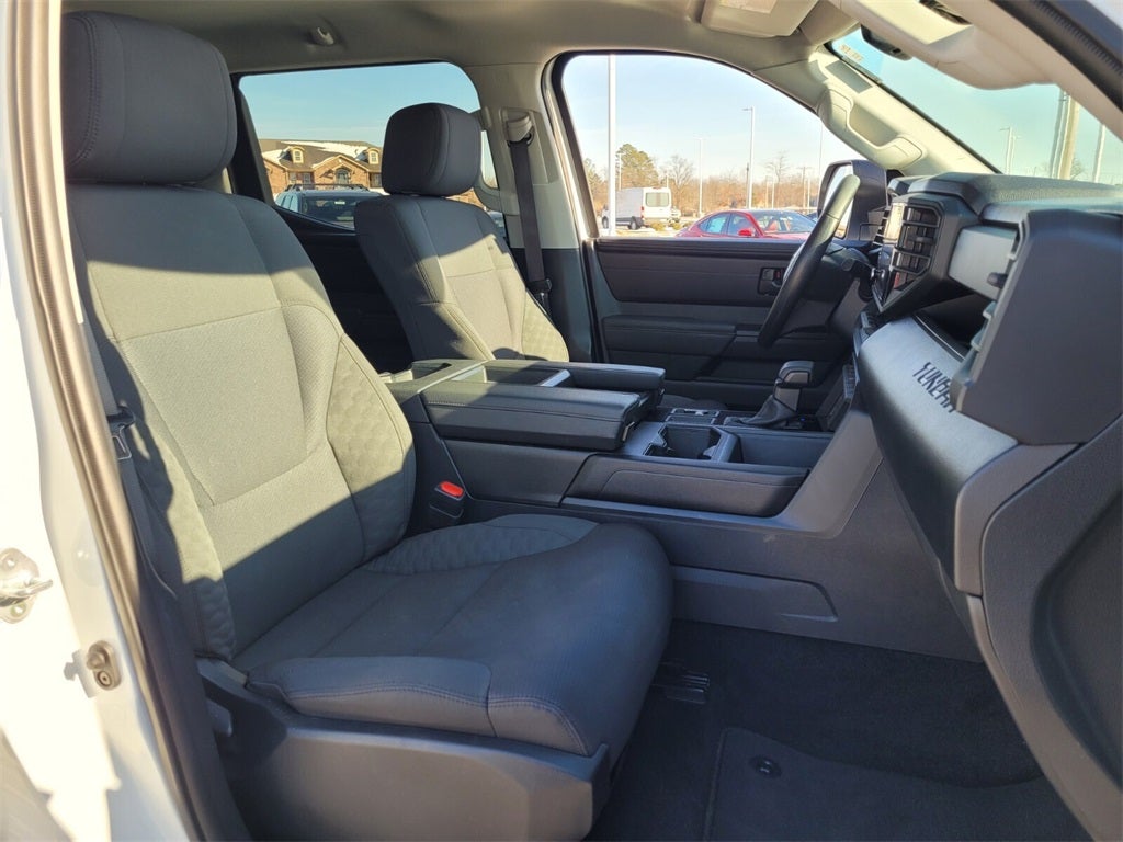 2023 Toyota TUNDRA 4X4 SR