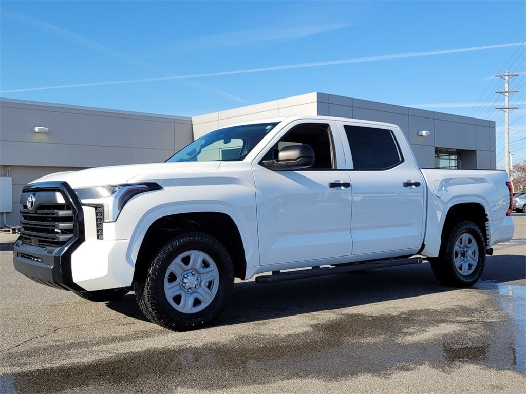 2023 Toyota TUNDRA 4X4 SR