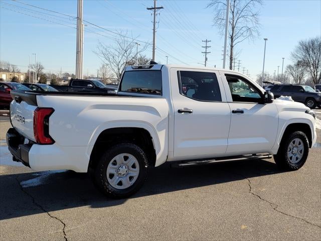 2023 Toyota TUNDRA 4X4 SR