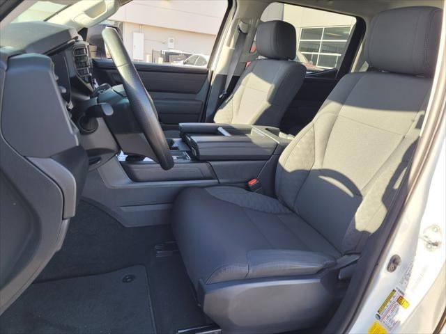 2023 Toyota TUNDRA 4X4 SR