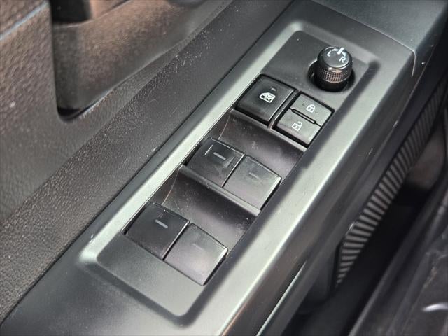 2023 Toyota TUNDRA 4X4 SR