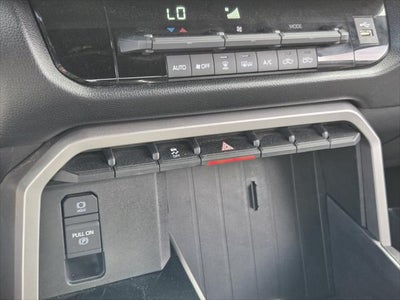 2025 Toyota TUNDRA 4X2 SR5