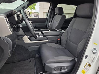 2025 Toyota TUNDRA 4X2 SR5