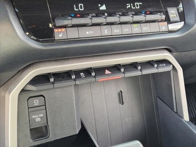 2025 Toyota TUNDRA 4X4 SR5