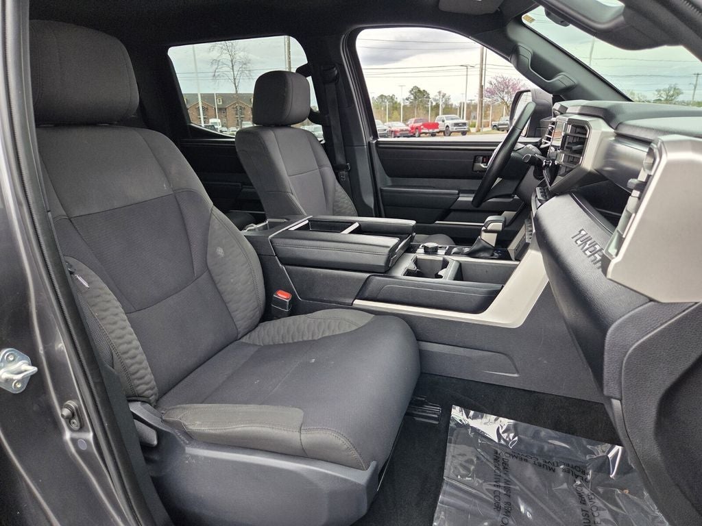 2025 Toyota TUNDRA 4X4 SR5