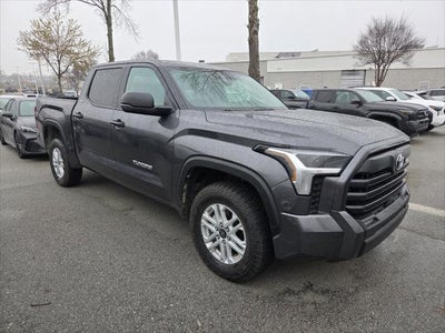 2025 Toyota TUNDRA 4X4 SR5