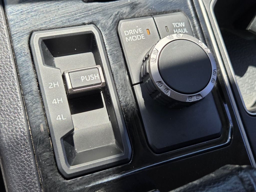 2023 Toyota TUNDRA 4X4 SR5