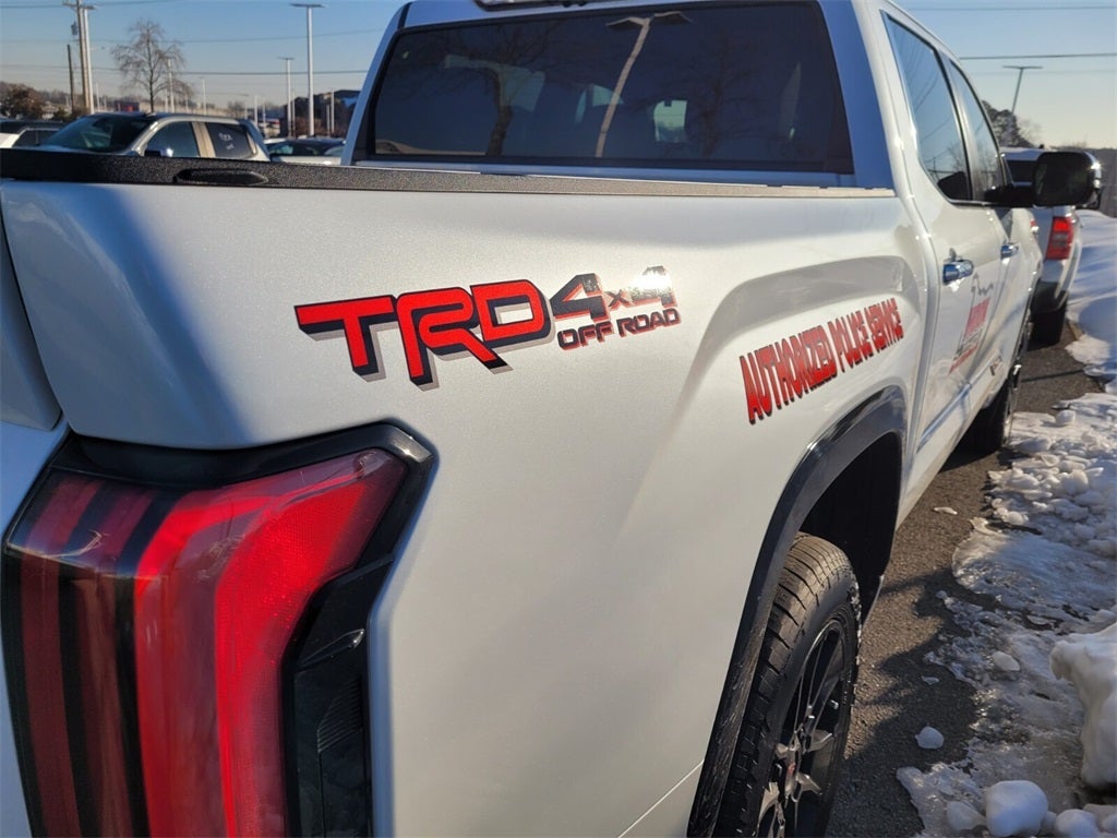 2025 Toyota TUNDRA HV 4X4 1794 Edition