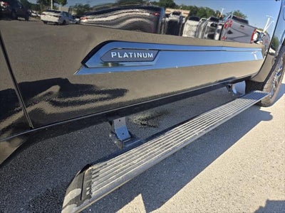 2023 Toyota TUNDRA 4X4 Platinum