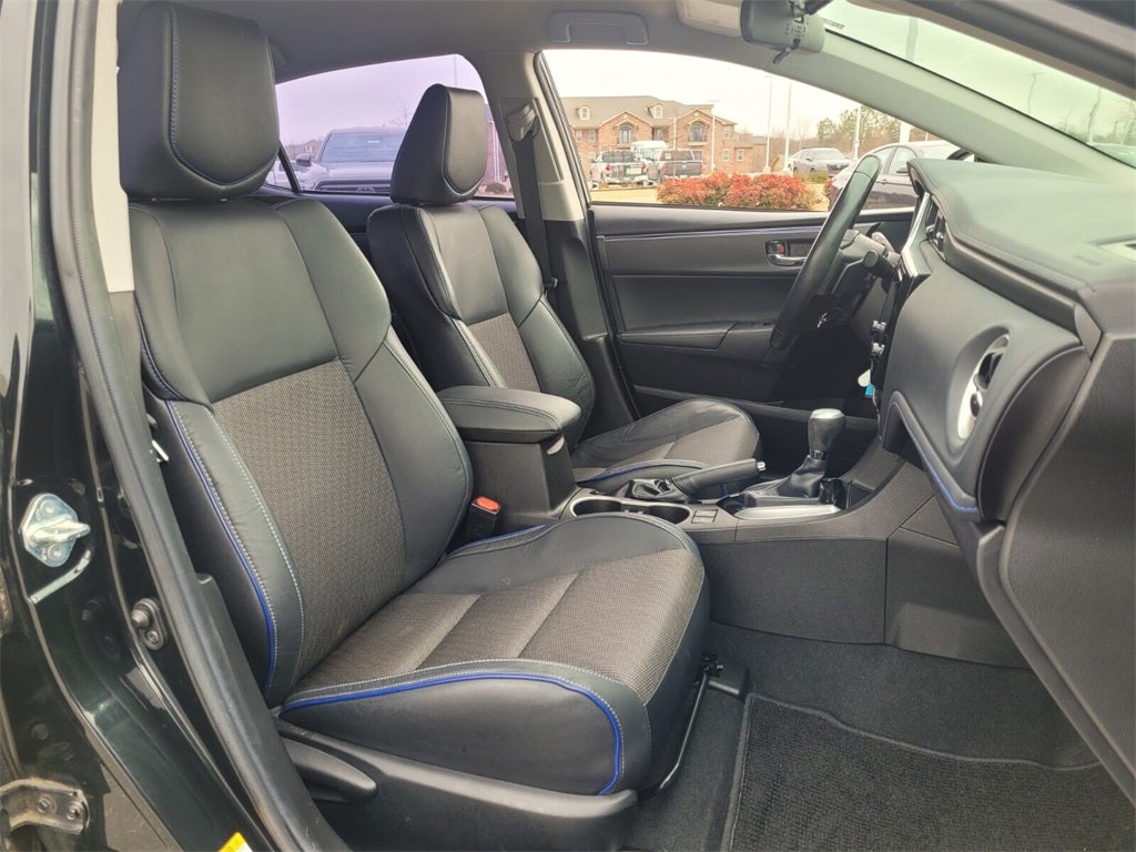 2019 Toyota COROLLA SE