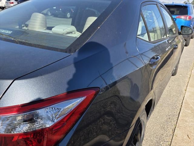 2016 Toyota COROLLA LE